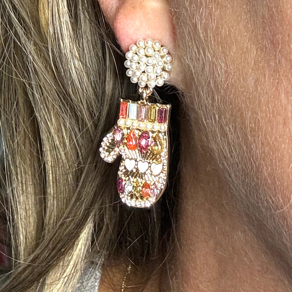 Holiday mitten earring