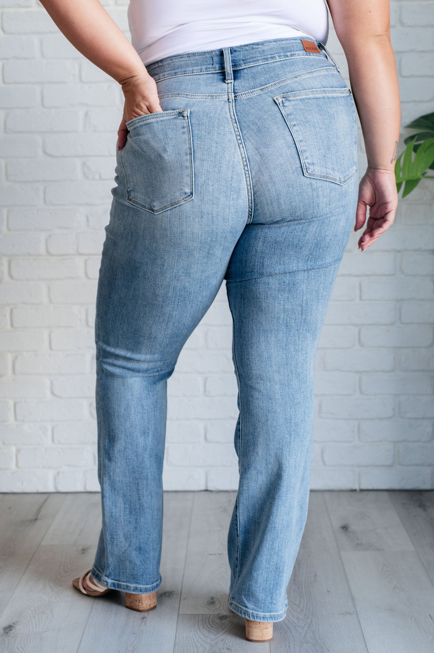 Judy Blue: Alana Mid Rise Clean Bootcut Jeans