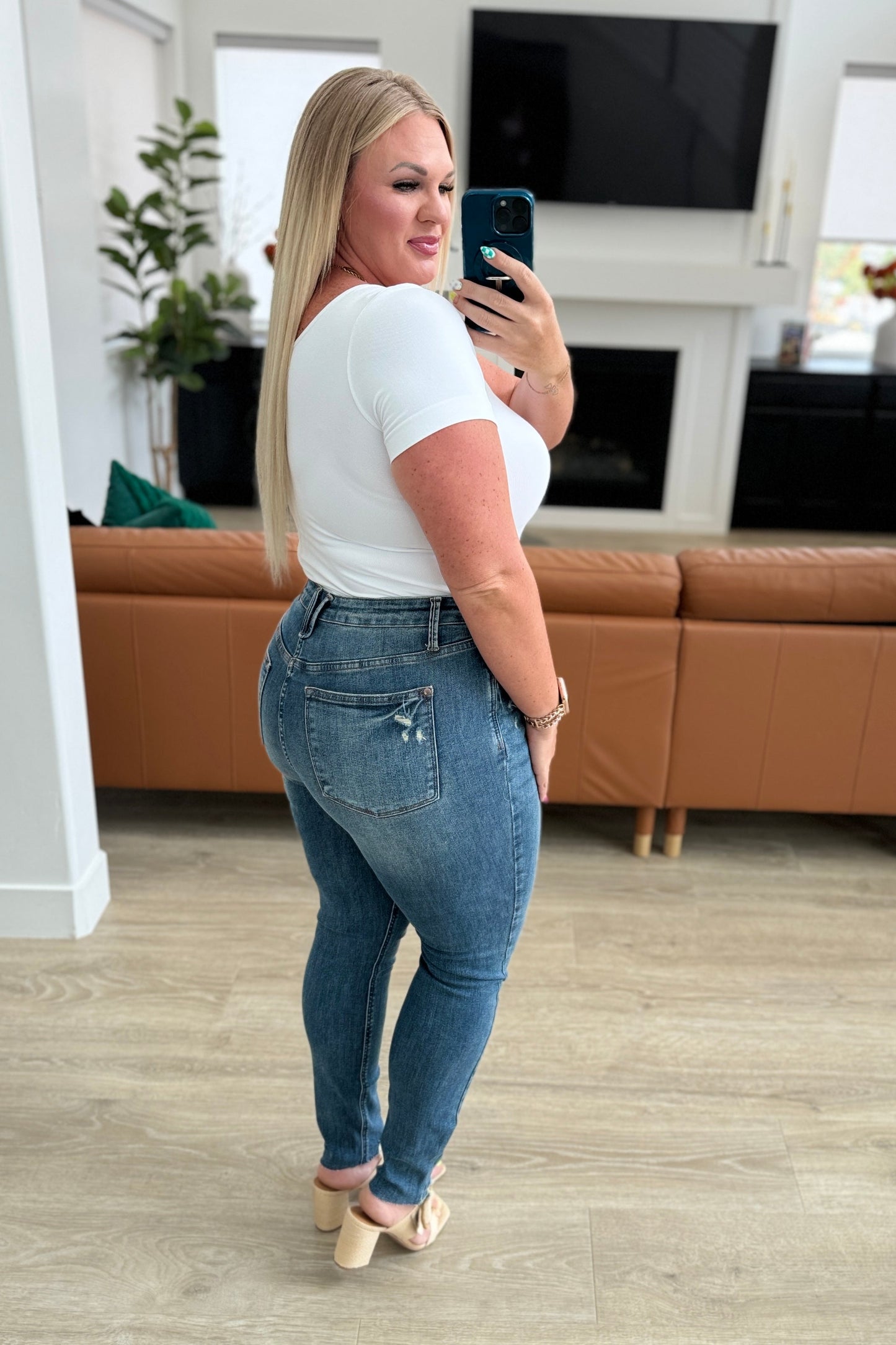 Judy Blue: Alba High Rise Control Top Distressed Hem Skinny Jeans