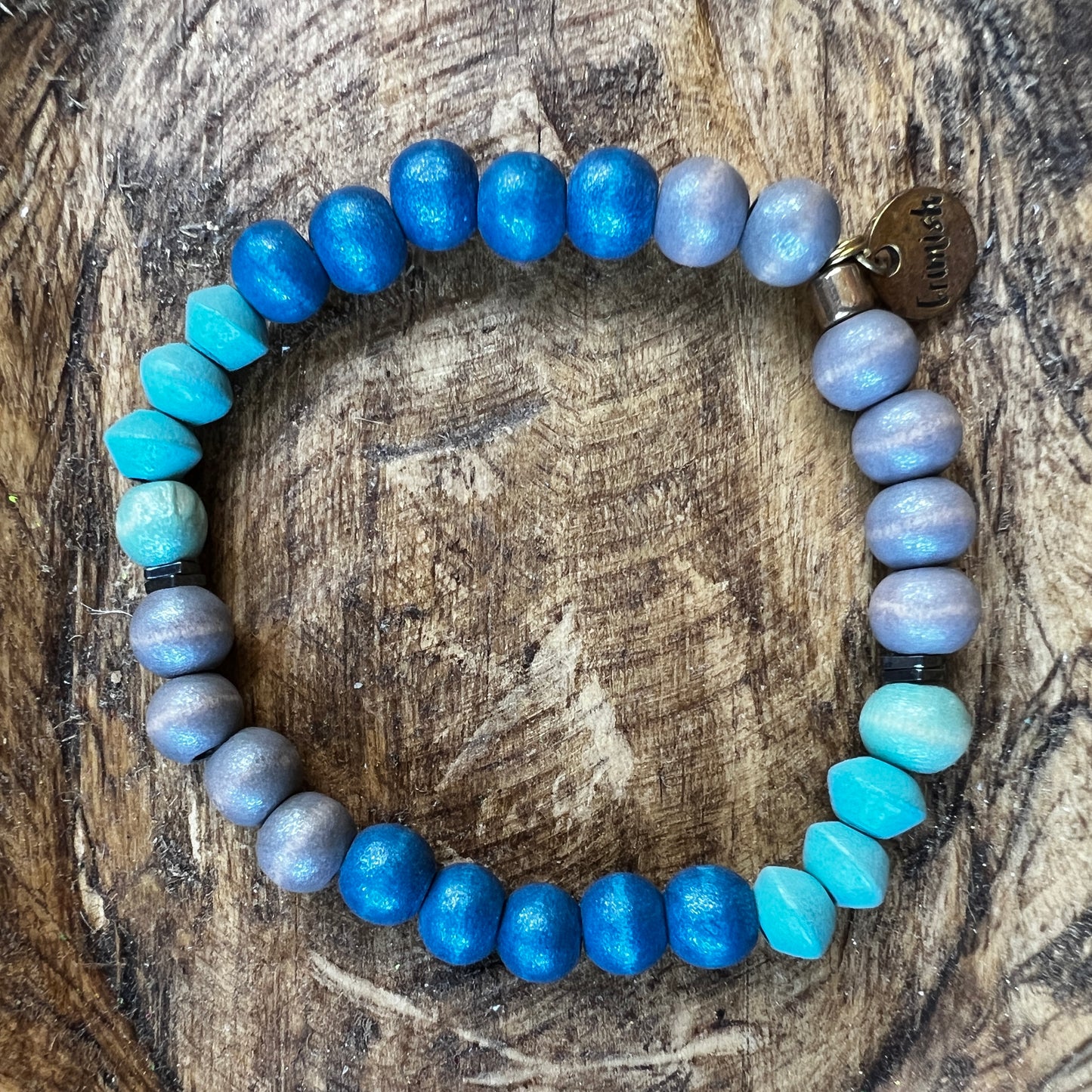 Erimish bracelet - gray with turquoise and dark blue