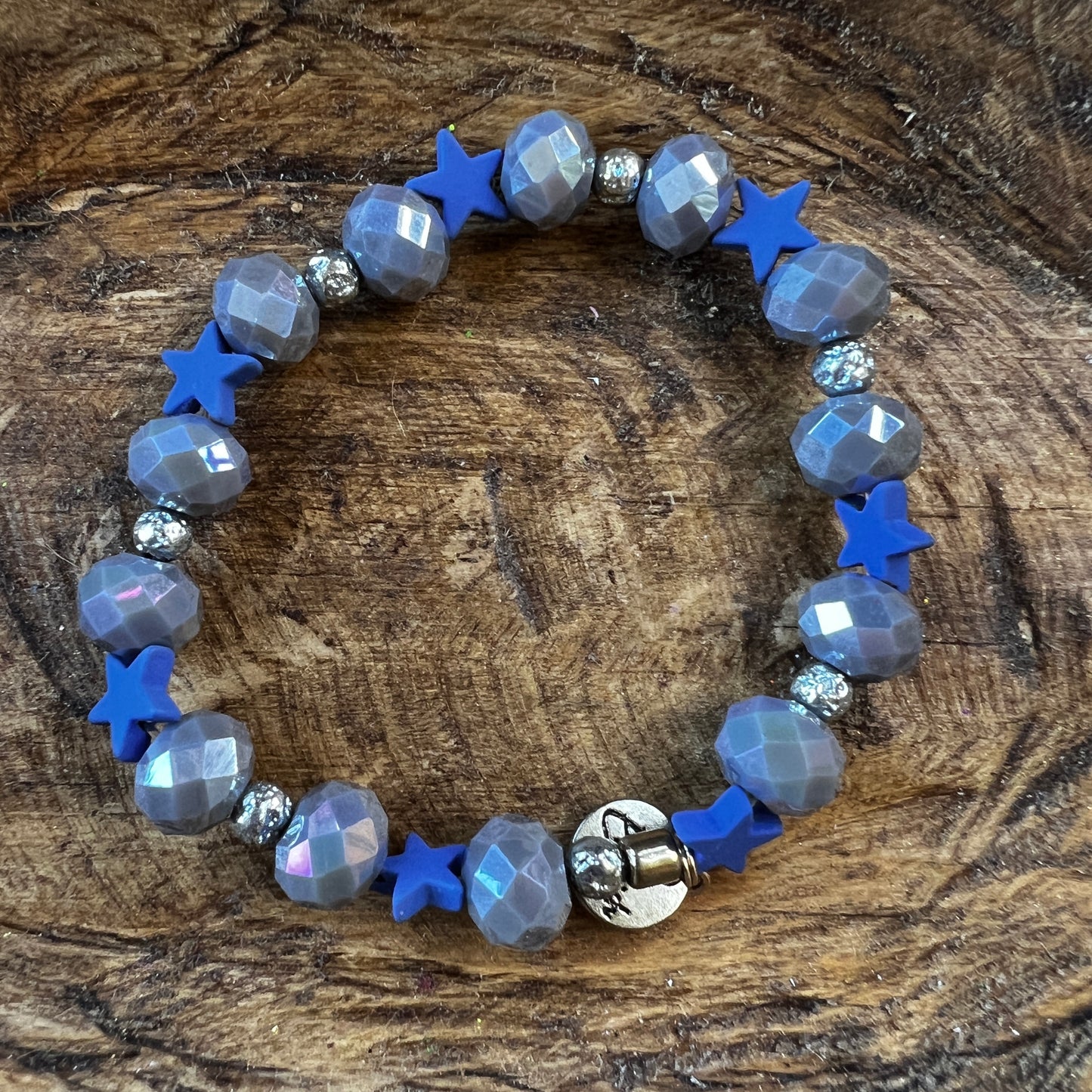 Erimish bracelet - gray w blue stars